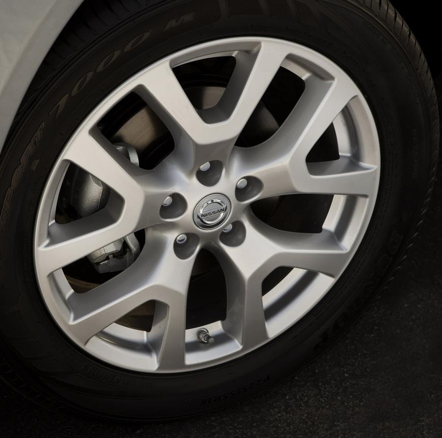  Nissan Rogue 2011 года  (US) (фото 35 из 69)